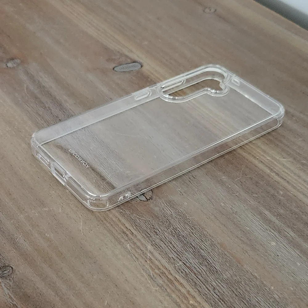 📱 Crystal Fit Clear Case for Samsung Galaxy S24 – Slim, Scratch Resistant, NWT
